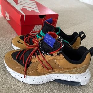 Air Max Viva 'Wheat' – Size US 7 W